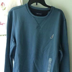 Nautica long sleeved sweater size large